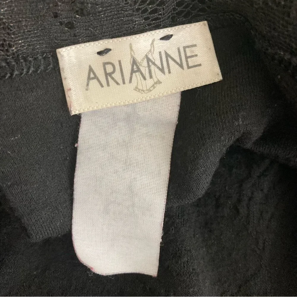 Y2K Arianne Black Lace Trim Cami Small